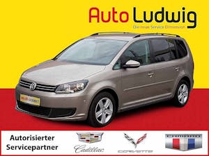 VW Touran Comfortline 2,0 BMT TDI DPF DSG bei AutoLudwig GMBH in 3x in 1230 Wien | US-Neuwagen (CADILLAC, CORVETTE, CHEVROLET, DODGE, RAM) | Multimarken Gebrauchtwagenhandel | KFZ Werkstatt mit Bosch Service