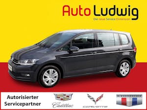 VW Touran 1,6 SCR TDI DSG bei AutoLudwig GMBH in 3x in 1230 Wien | US-Neuwagen (CADILLAC, CORVETTE, CHEVROLET, DODGE, RAM) | Multimarken Gebrauchtwagenhandel | KFZ Werkstatt mit Bosch Service